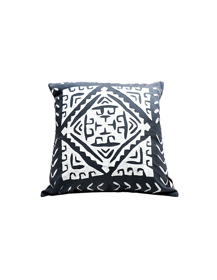 Saaz Cushion Sartyoon Sang Crafts