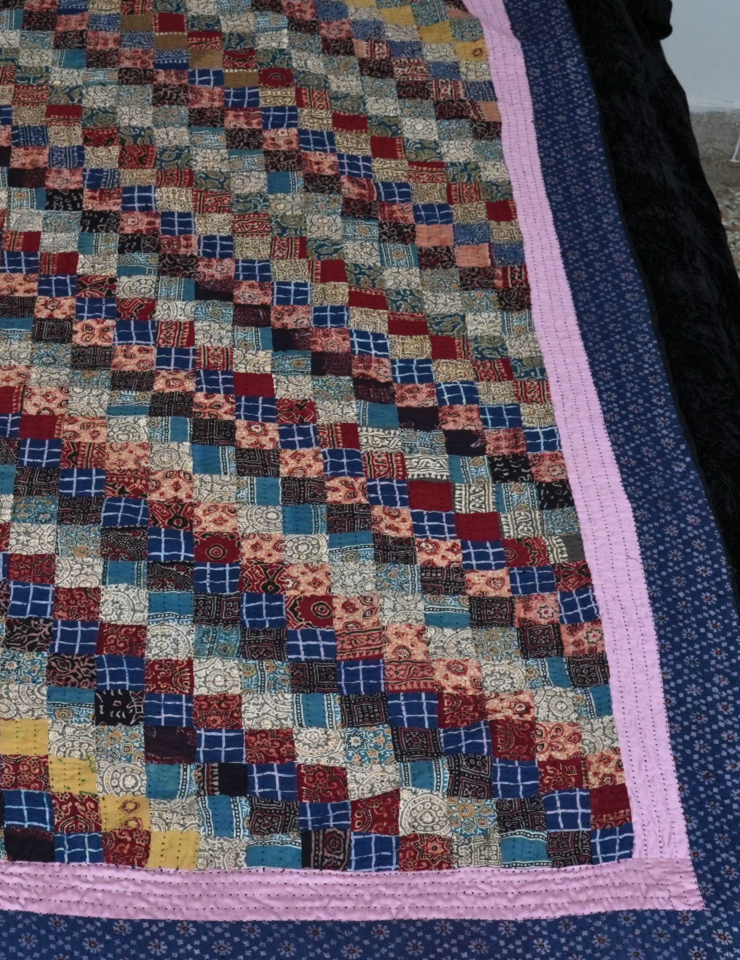 Satrangi Ralli Throw