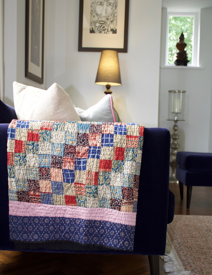 Satrangi Ralli Throw